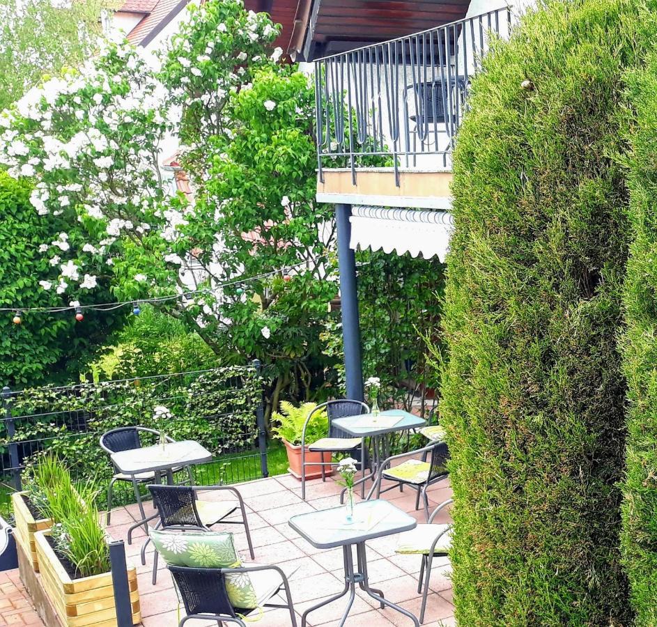 Gaestehaus Lifestyle Kirrweiler (Sudliche Weinstrasse) Exterior foto
